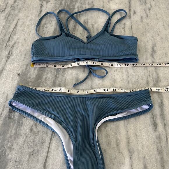 Blue Ribbed Strappy 2 Piece Bikini NWOT Woman Size Medium - Picture 5 of 6